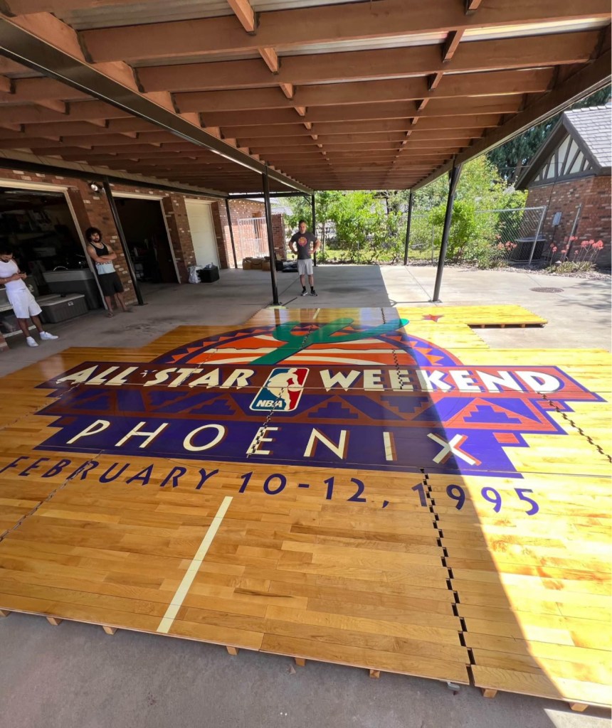 the center logo of the 1995 NBA all-star game on hardwood