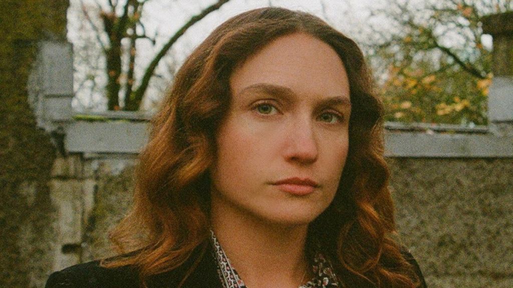 ROBERT LESTER FOLSOM WITH SPECIAL GUEST KASSI VALAZZA