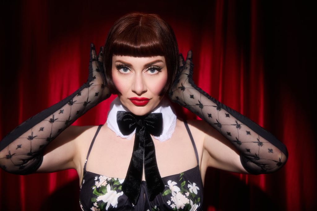 Qveen Herby – Isle of Qveen Tour