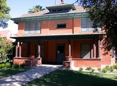 The ASU Piper Center’s Queer Poetry Salon Promotes Unity in a Time of Isolation