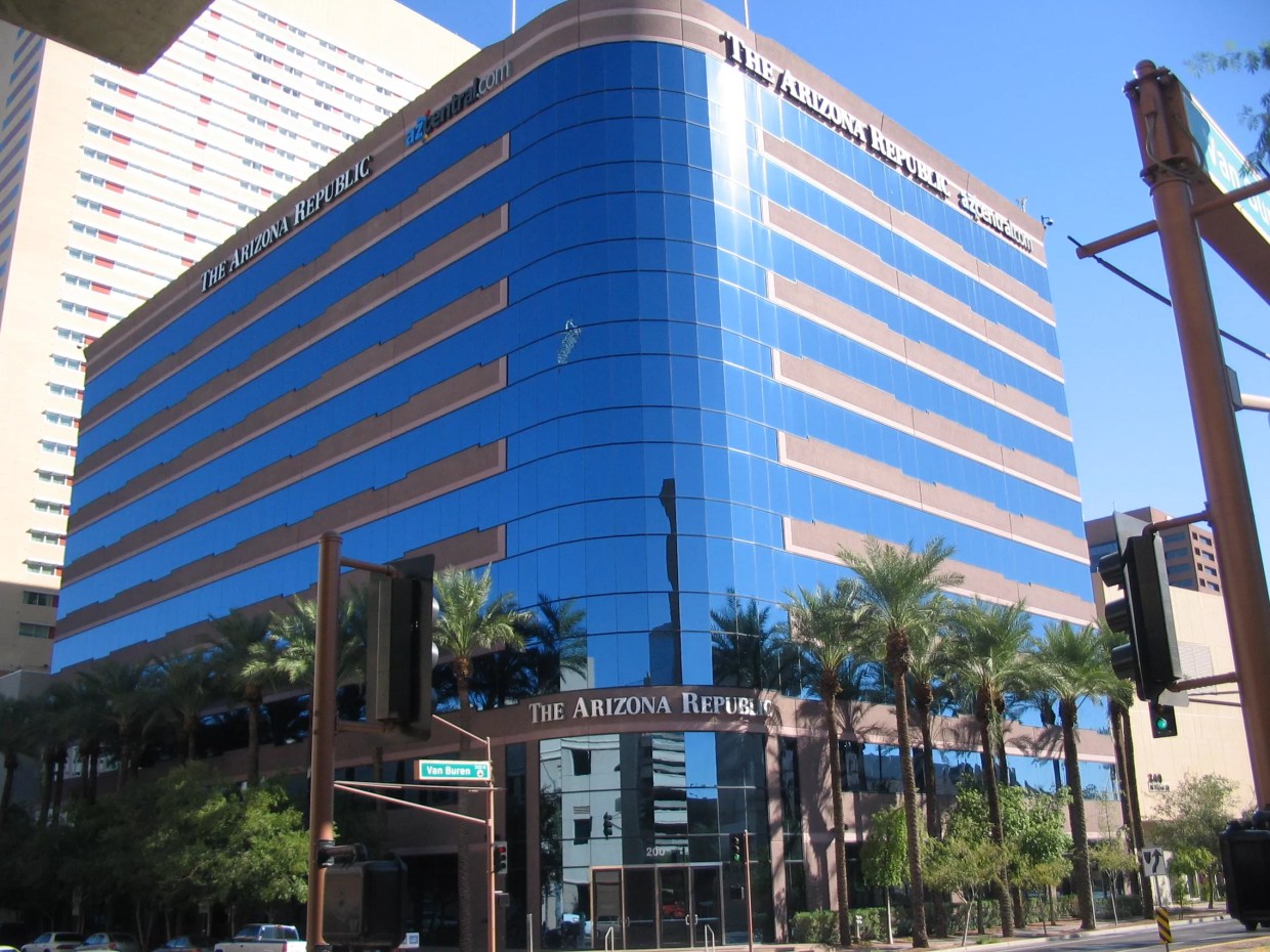 <i>Arizona Republic</i> Loses Longtime Sportswriters Paul Coro and Paola Boivin