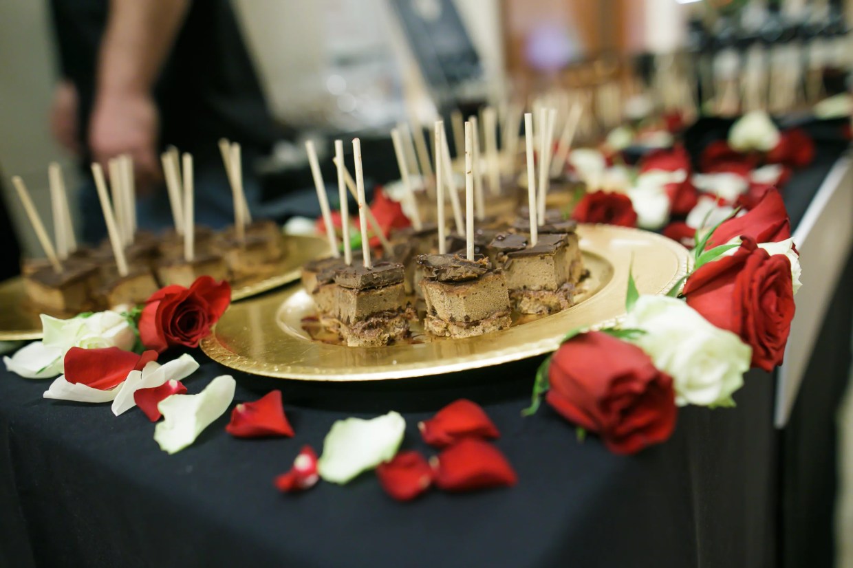 Tacolandia, Chocolate and Wine Experience, and More in Metro Phoenix from Jan. 23 to Jan. 29