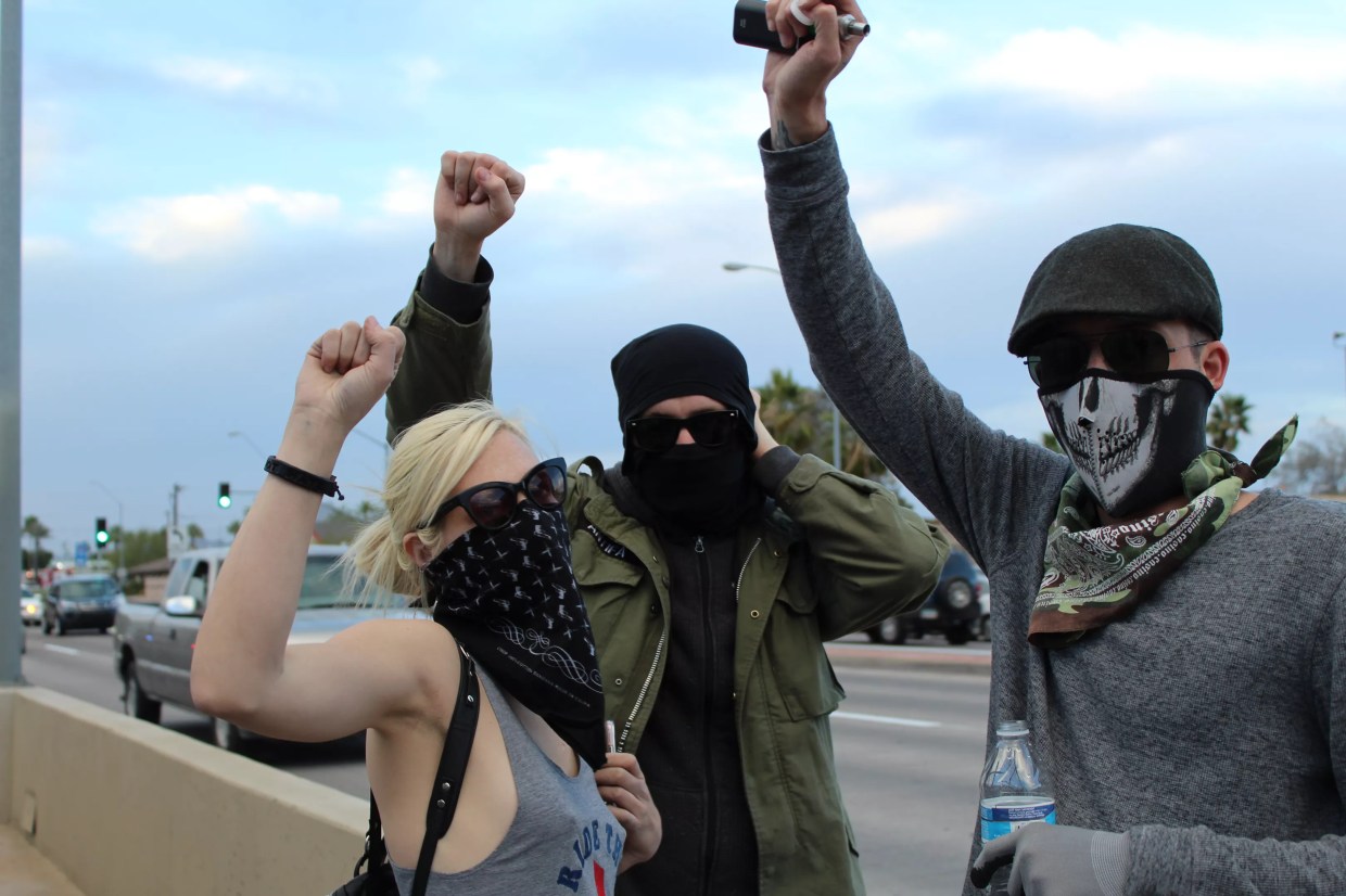 DPS Closes Ramp at I-10 and 16th Street for Trump Protest