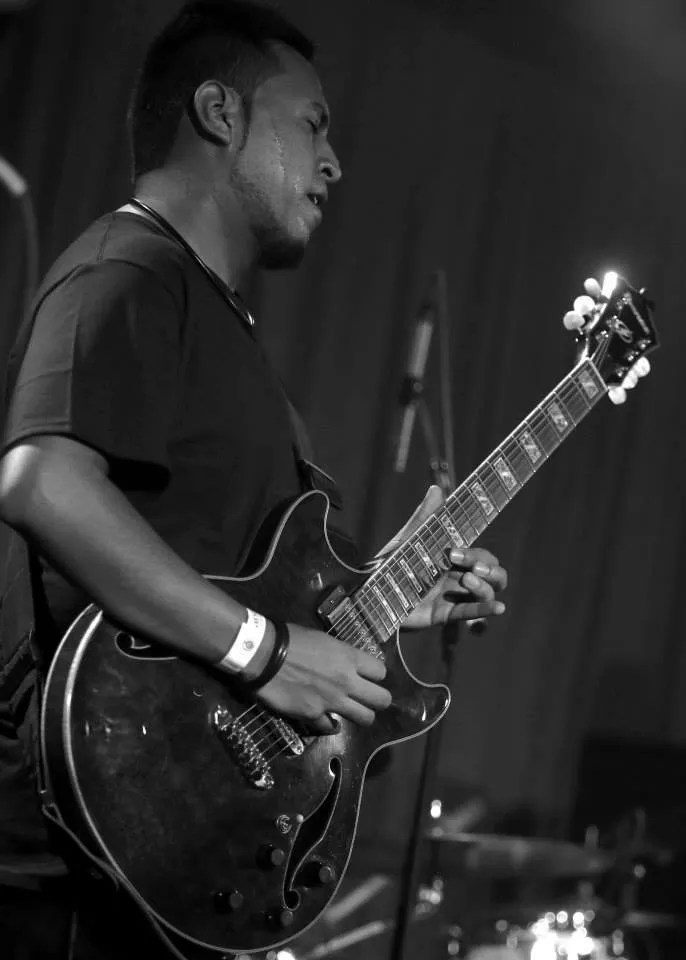 The Stakes’ Luis Martinez Traveled to a Famous Mexican Town to Get His Guitar