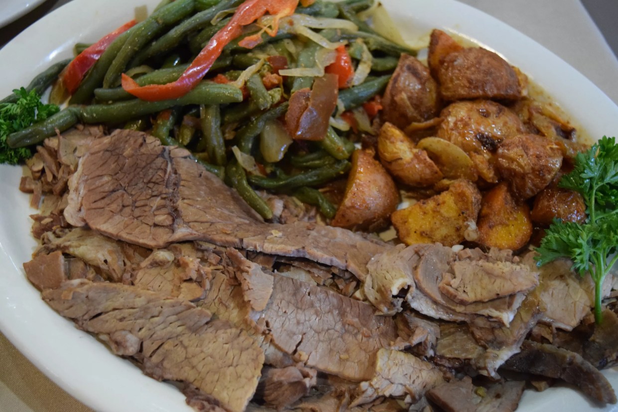 Find Foods for Passover at These 8 Phoenix Restaurants and Delis