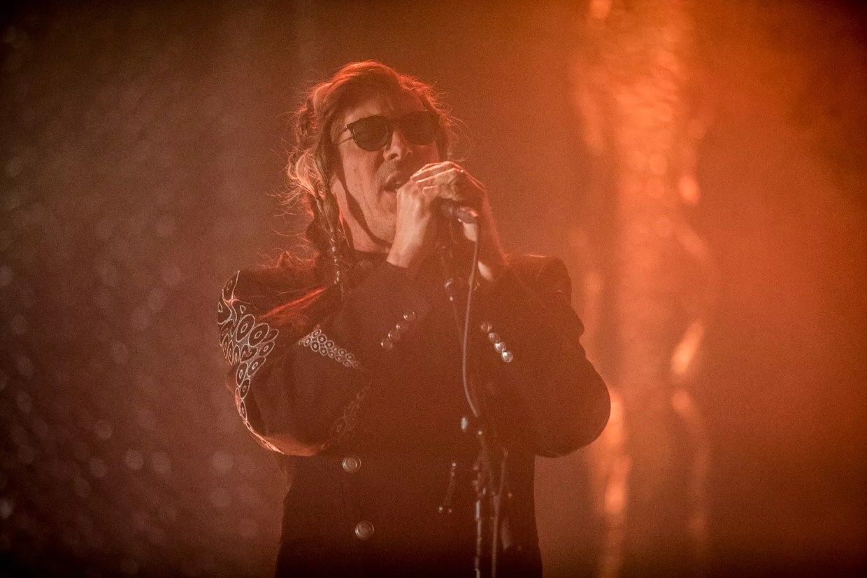 A Perfect Circle Gave Us High School Flashbacks at Comerica Theatre