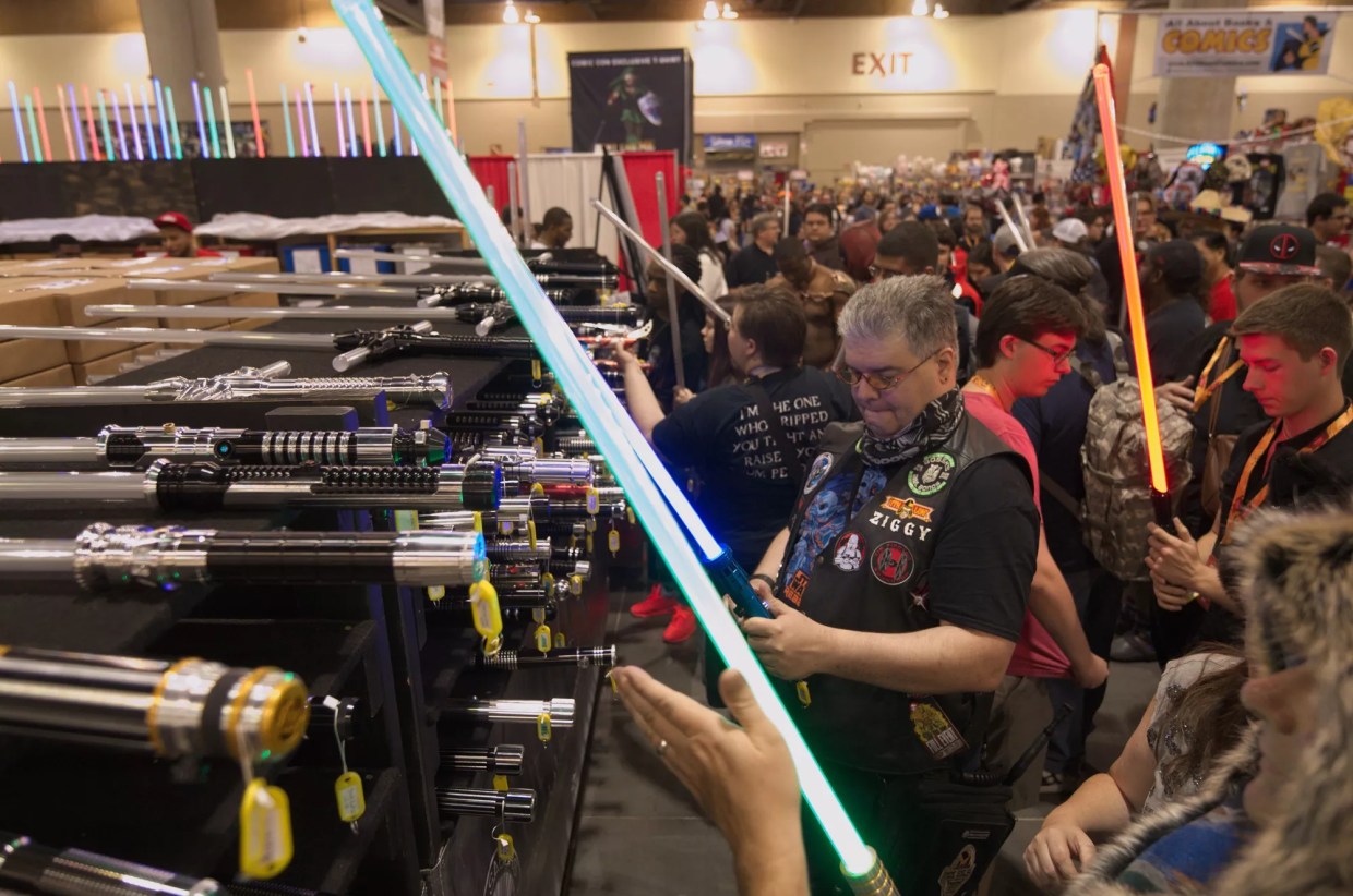 Phoenix Comicon Bans Prop Weapons, Increases Security After Arrest of Gunman