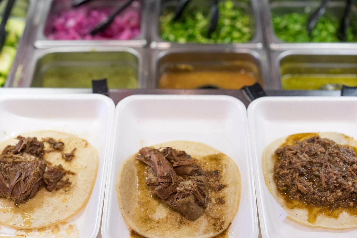 Taco Summer: The Sonoran-Style Phoenix Taquería Serving Rib-Eye Carne Asada and a Dozen Barbacoas