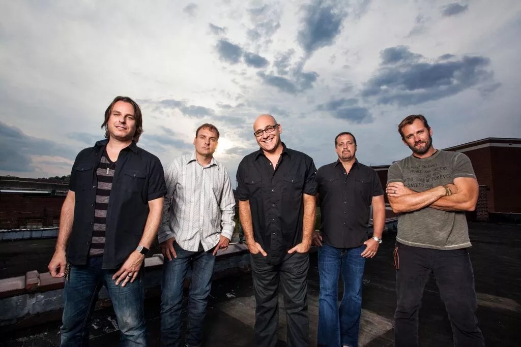 How Sister Hazel Survived the ’90s — And Went Country