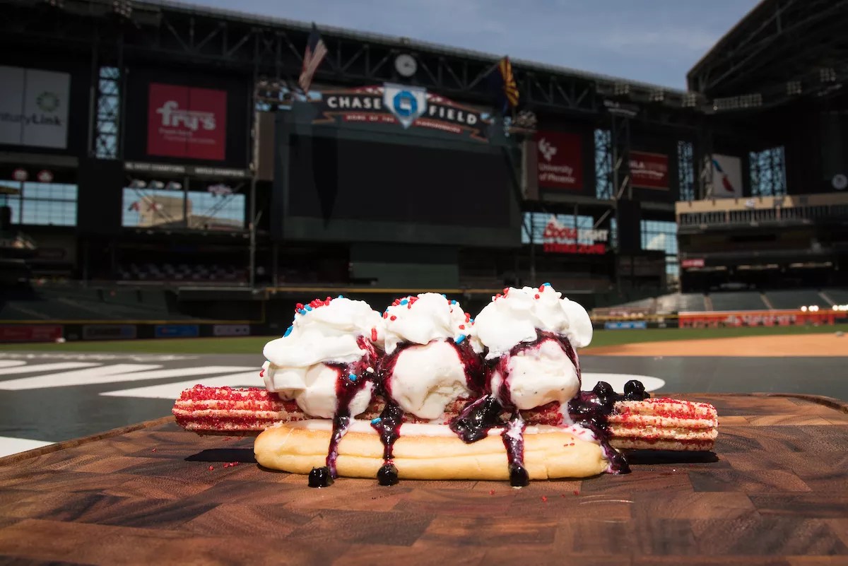 Apple Pie Nachos, Grill-less BBQ, and Other Food and Drink Deals for Fourth of July Weekend