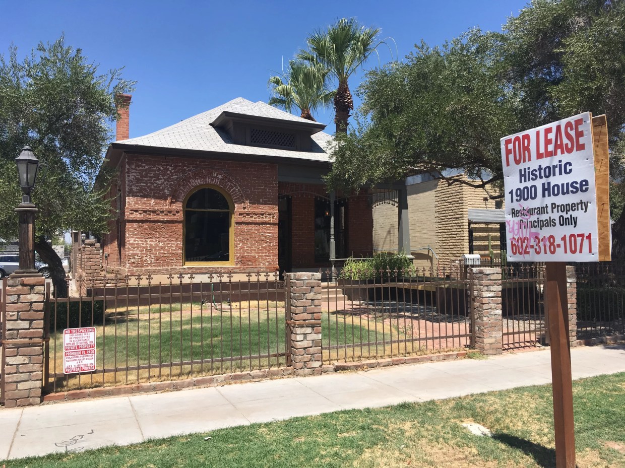 How Marshals Caught Ex-Phoenix Restaurant Owner at Gunpoint in Seattle