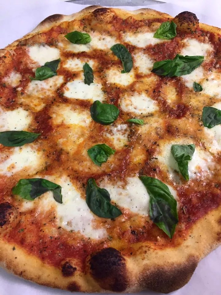 Take Away Tonight: Pizza and Cannoli from Defalco’s Italian Deli in Scottsdale