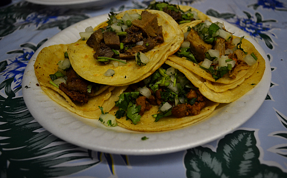 Taco Summer: Make Like a Cop and Order the “Special” at the Oldest Taco Truck in Peoria