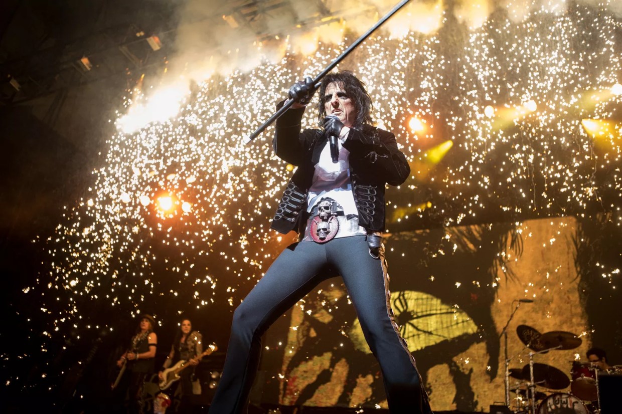 Alice Cooper Made Heads Roll at Ak-Chin Pavilion in Phoenix