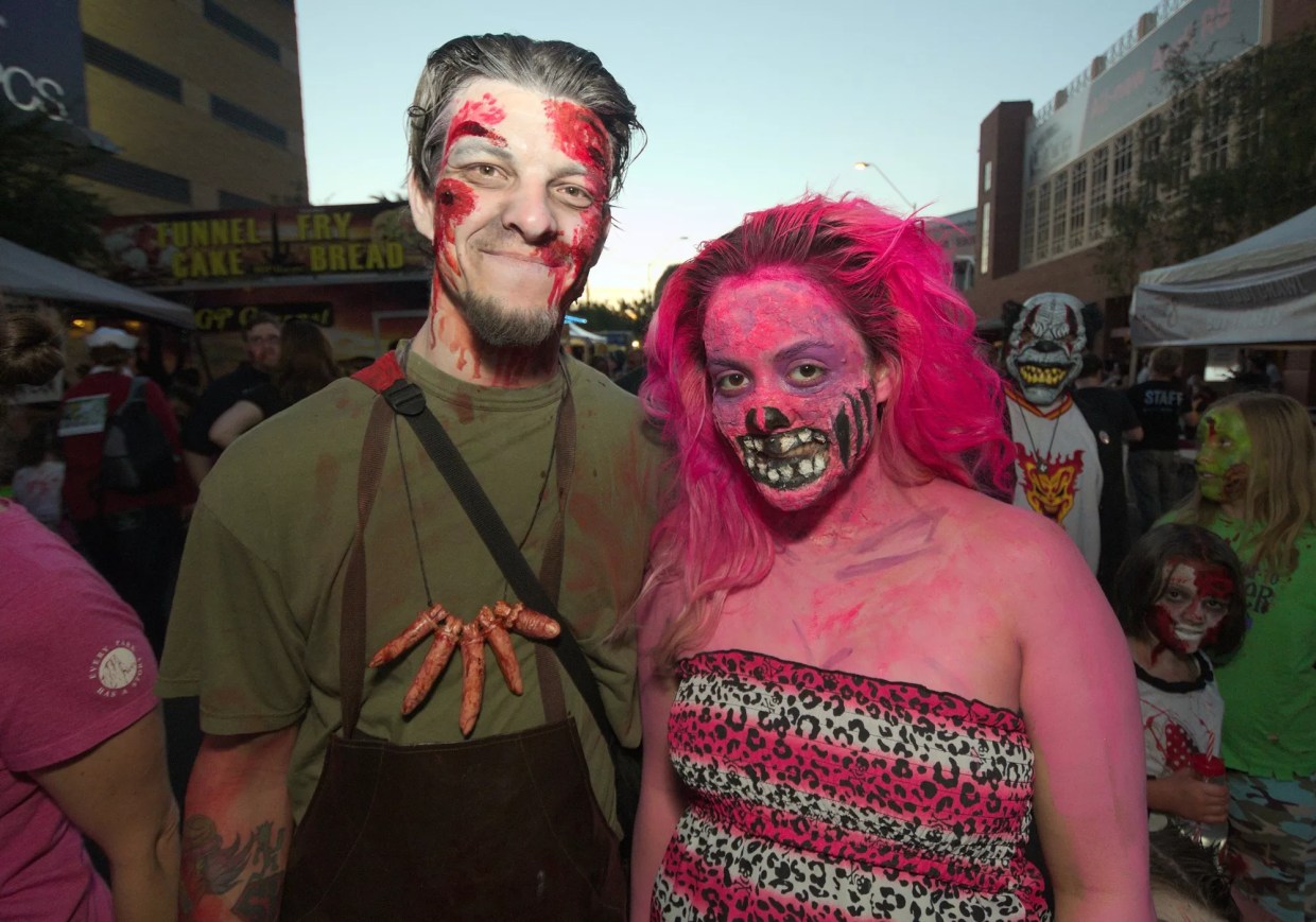 Here’s Everything You Need to Know About Zombie Walk 2017