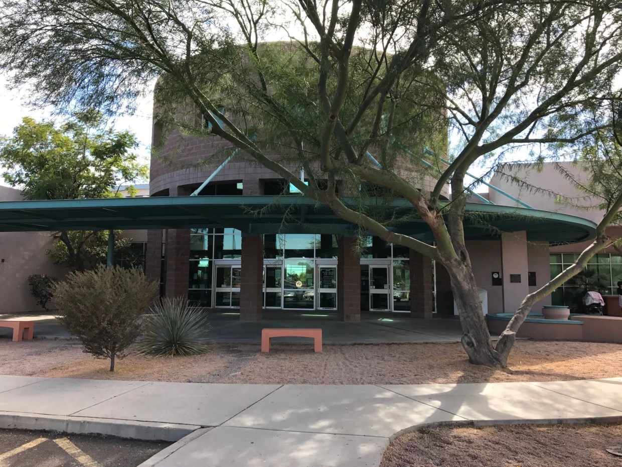 Gilbert Library Won’t Reinstate Drag Storytime — Despite Petition