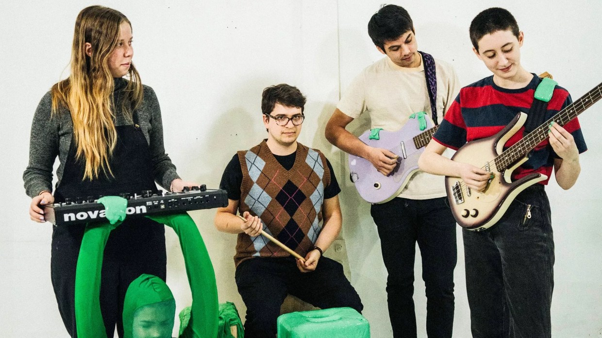 Catching Up with Frankie Cosmos