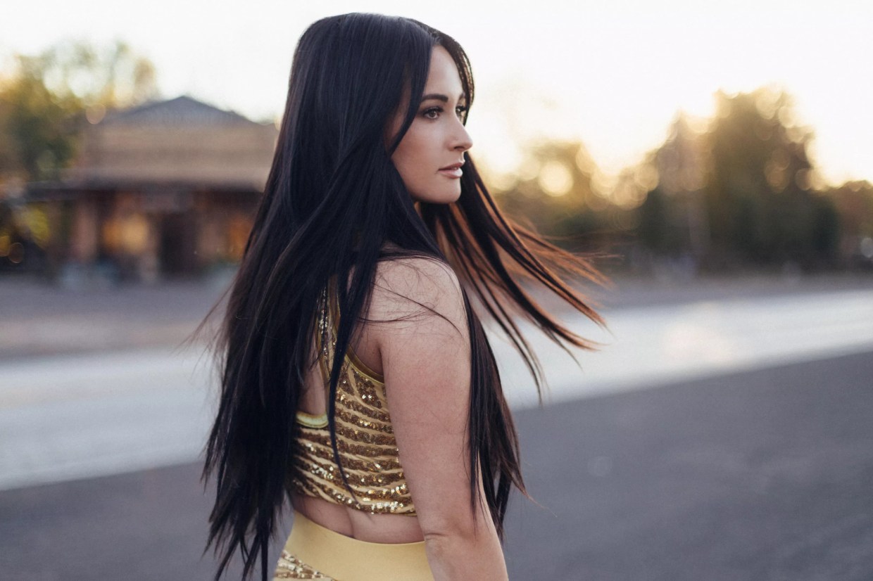 Kacey Musgraves’ <i>Golden Hour</i> Is Masterful — That Doesn’t Make Her a Queer Icon
