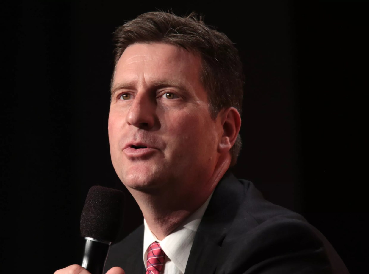 Silent on Single-Payer Health Care, Phoenix Mayor Dodges Petition