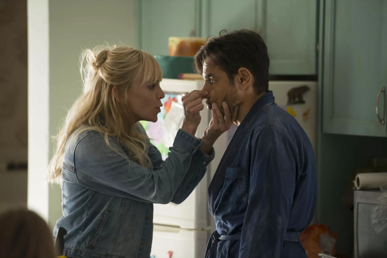 <i>Overboard</i> Returns With a Great Cast But That Same Horrifying Premise