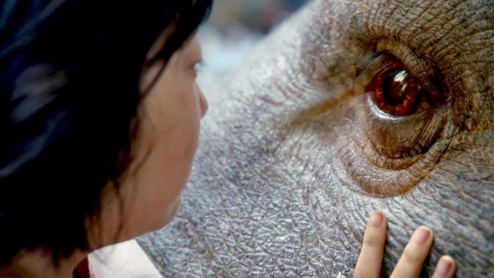 Cannes 2017: All Hail the Super-Pig of Bong Joon-ho’s <i>Okja</i>