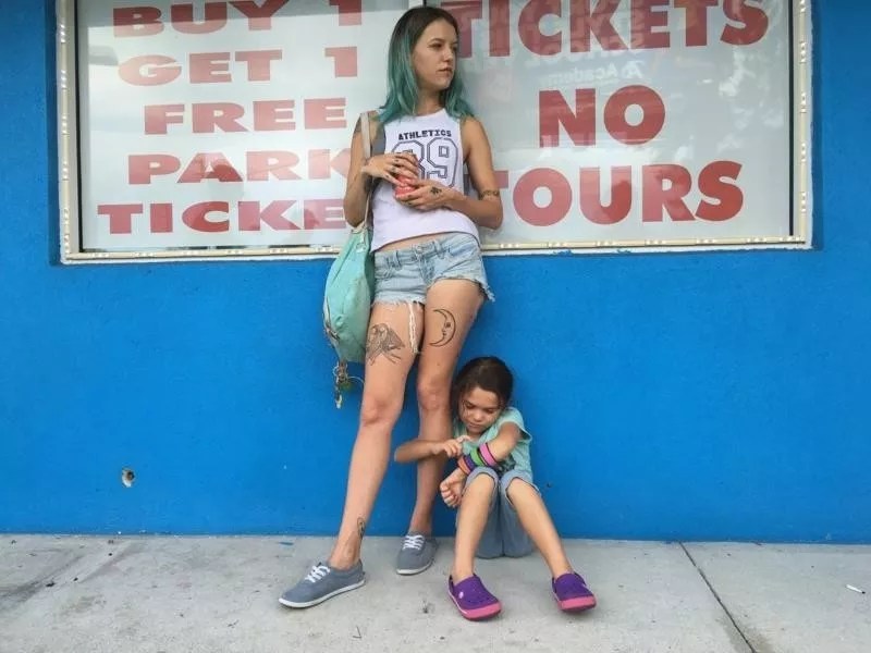 Sean Baker’s <i>The Florida Project</i> Finds Bright, Lively Beauty in Growing Up Broke
