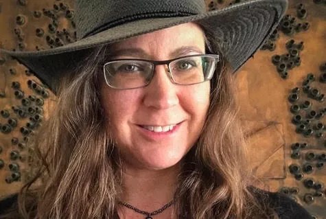 She’s the King of Modern Phoenix if You Have to Have a Haver