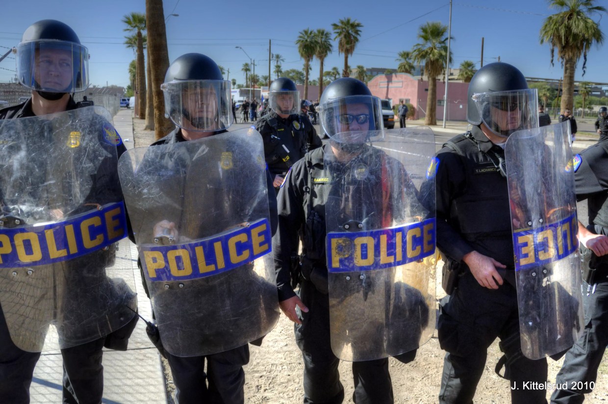 28 Arizona Cops Got Banned From Law Enforcement Last Year