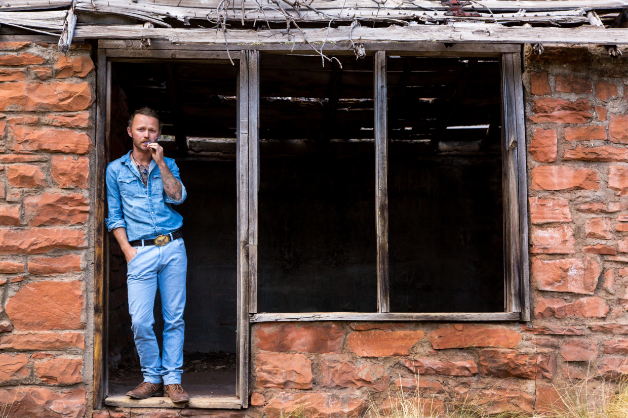 Homesick in San Francisco, decker. Returns to Arizona to Record a Live Album