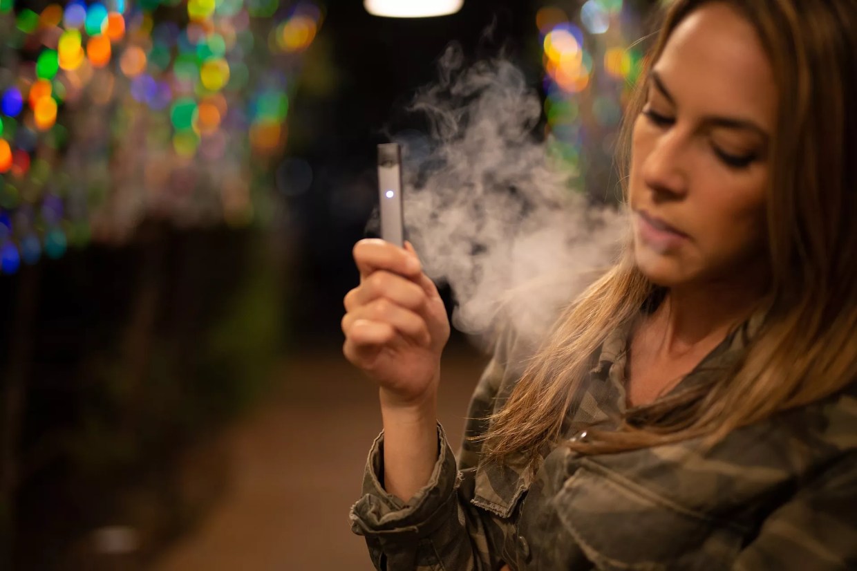 Arizona Vape Illness Cases Jump to 17 as Lawmakers Plot Ways to Curb E-Cig Use
