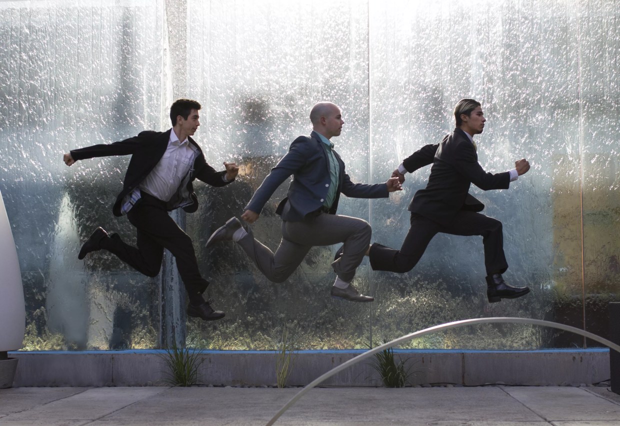 The 12 Songs of Arizona Christmas: 10 Lords A-Leaping