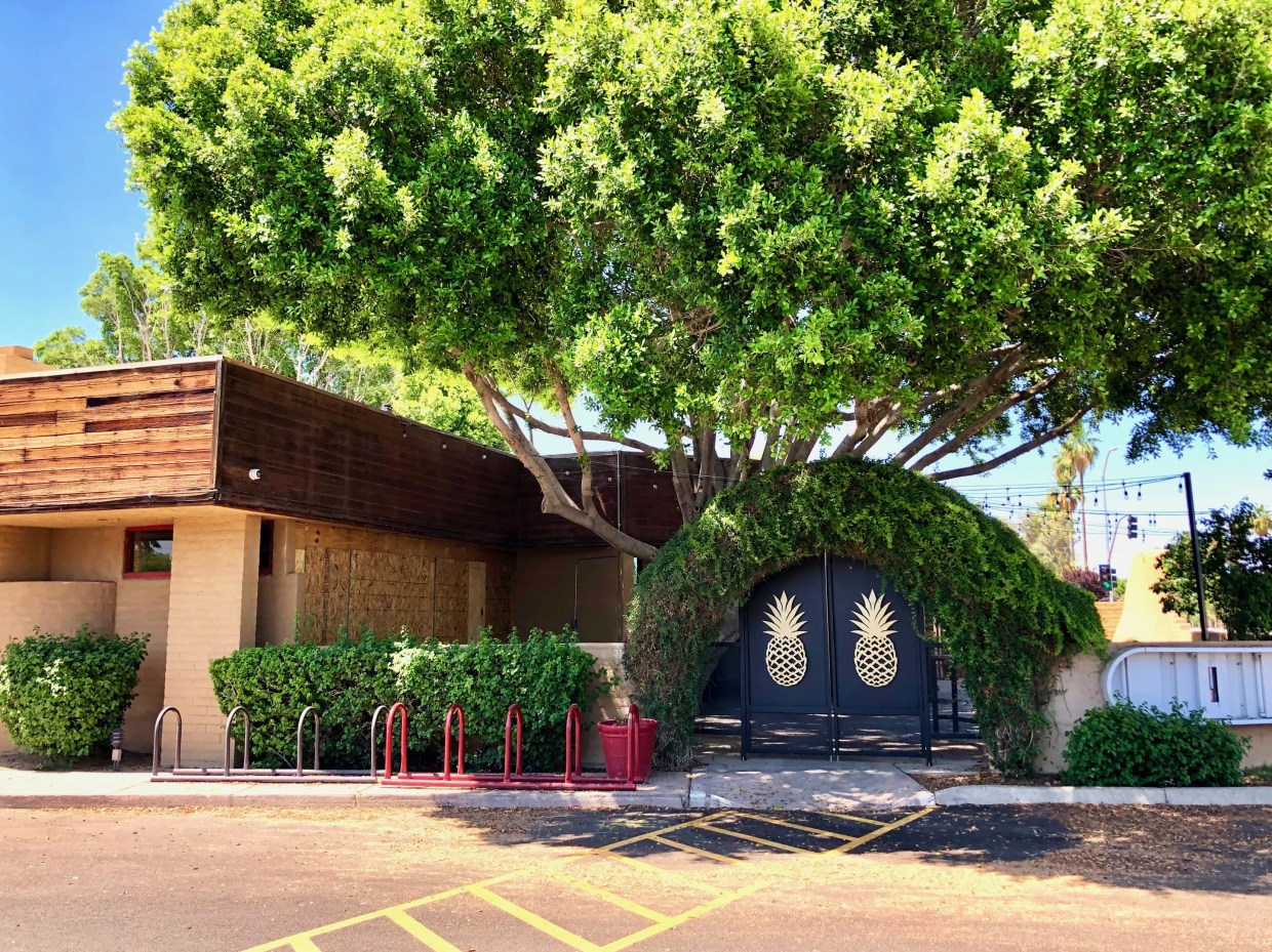 Entrance to The Golden Pineapple.