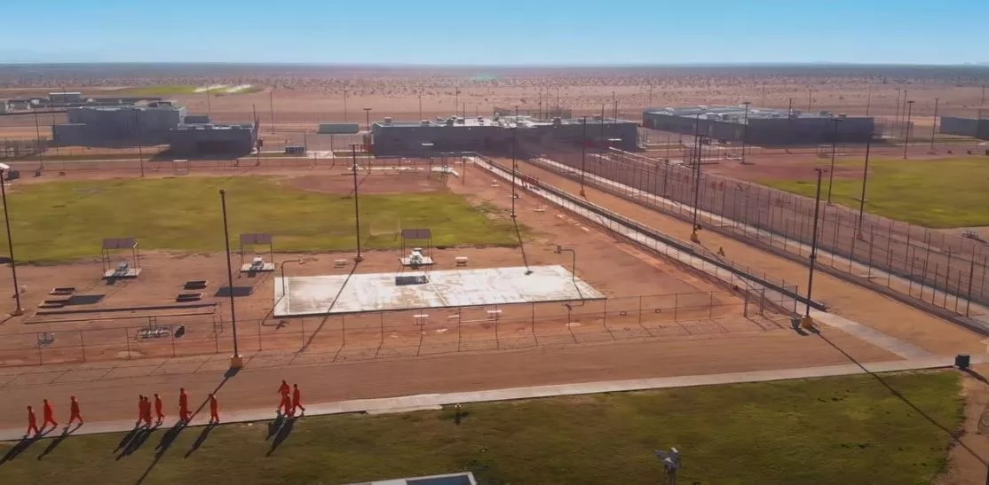 Arizona Prisons Are Replacing Kosher and Halal Meals With Vegan Food