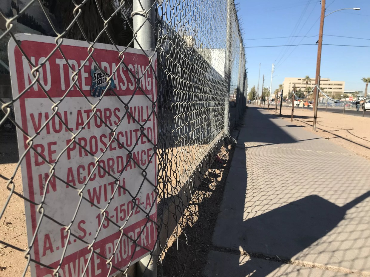 Private Sidewalk Proposal Spurs Concerns About Homeless Crackdown Near Downtown