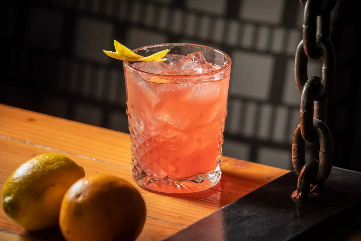 Our Favorite Summer Cocktails in Phoenix Right Now