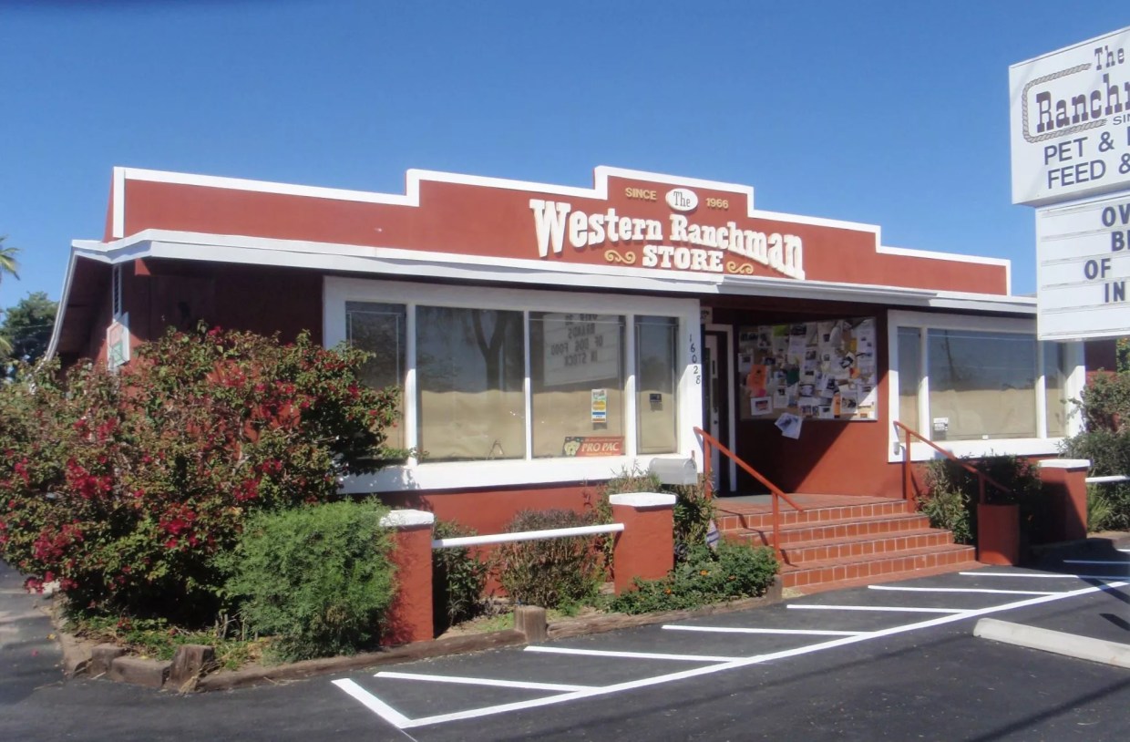 Ivermectin Sales Are Through the Roof at Phoenix Feed Stores