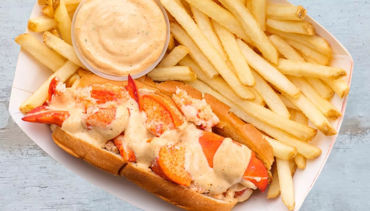Now Open: Angie’s Lobster Brings Affordable Lobster Meals to Tempe