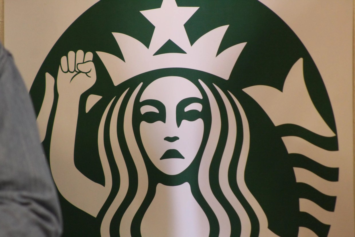 Starbucks workers vote to unionize 6th store in metro Phoenix