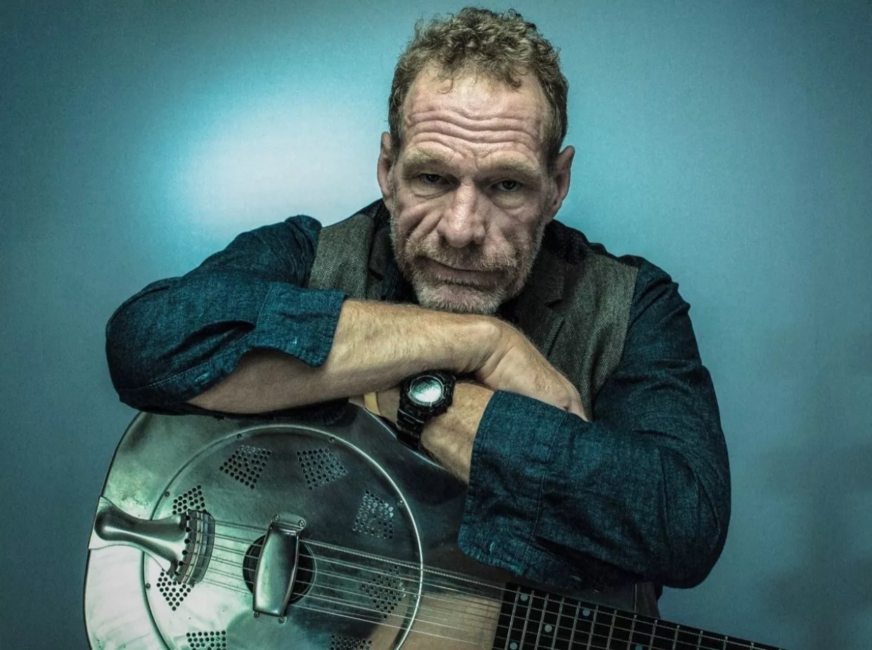 How Eric Ramsey Went From Being an Electrician to an Award-Winning Phoenix Bluesman