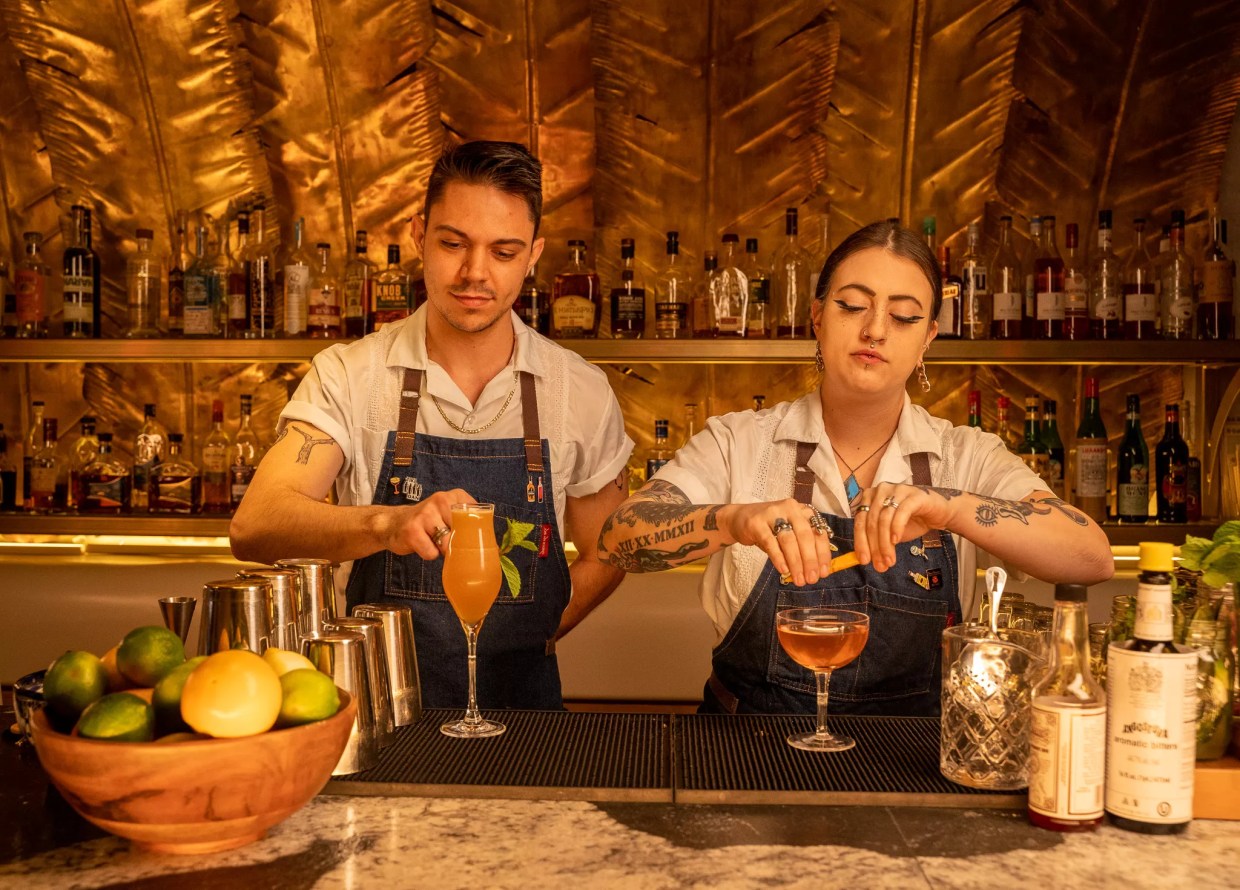 These 8 Phoenix Restaurants and Bars are Perfect First Date Destinations