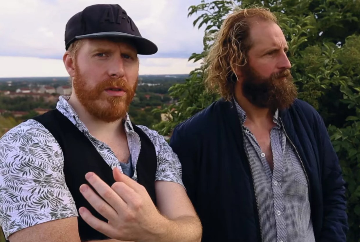 Two <i>Hardy Bucks</i> Visit the Irish Cultural Center in Phoenix