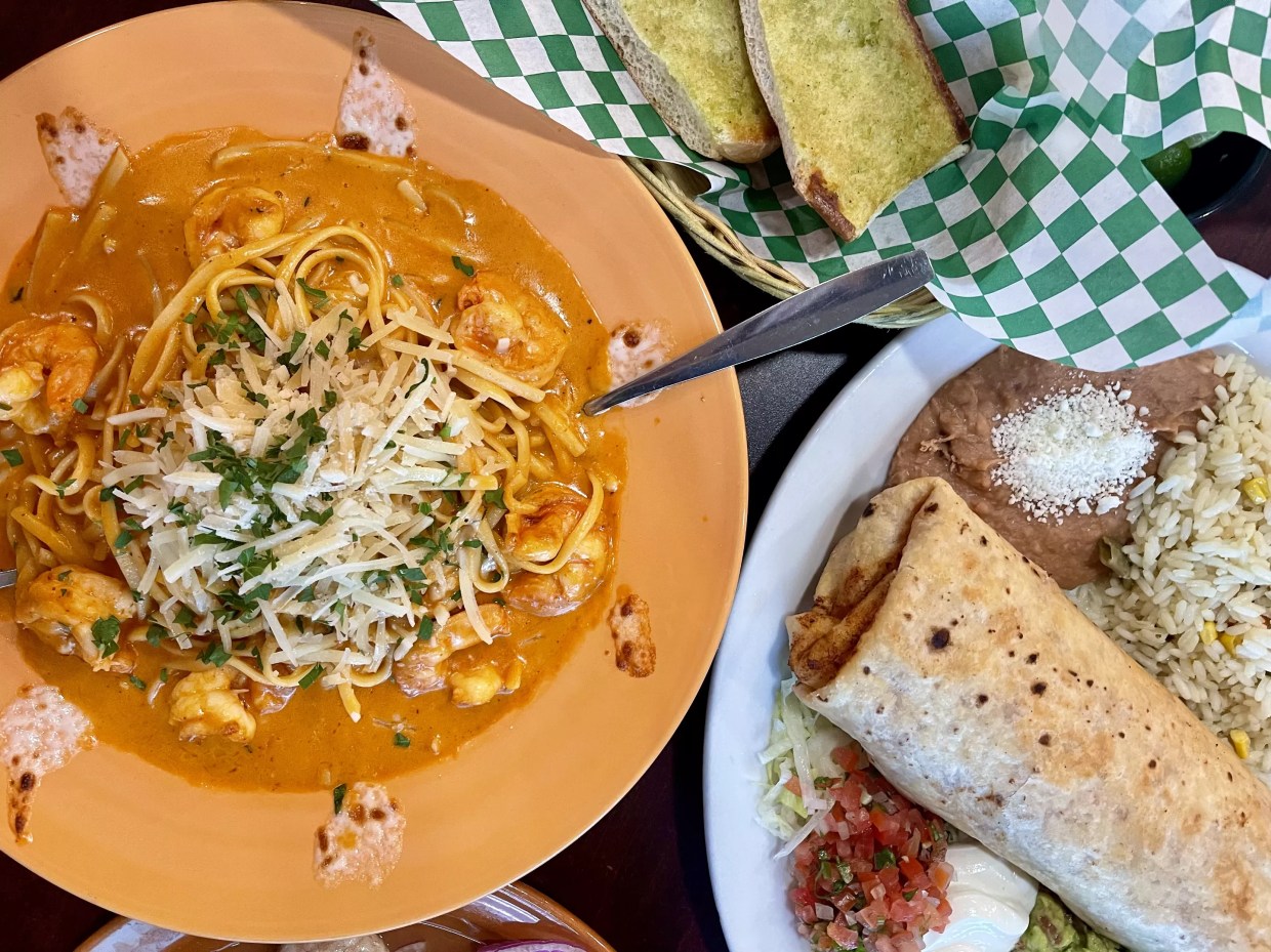 Best Bites: At this west Phoenix mariscos restaurant, spaghetti is the star