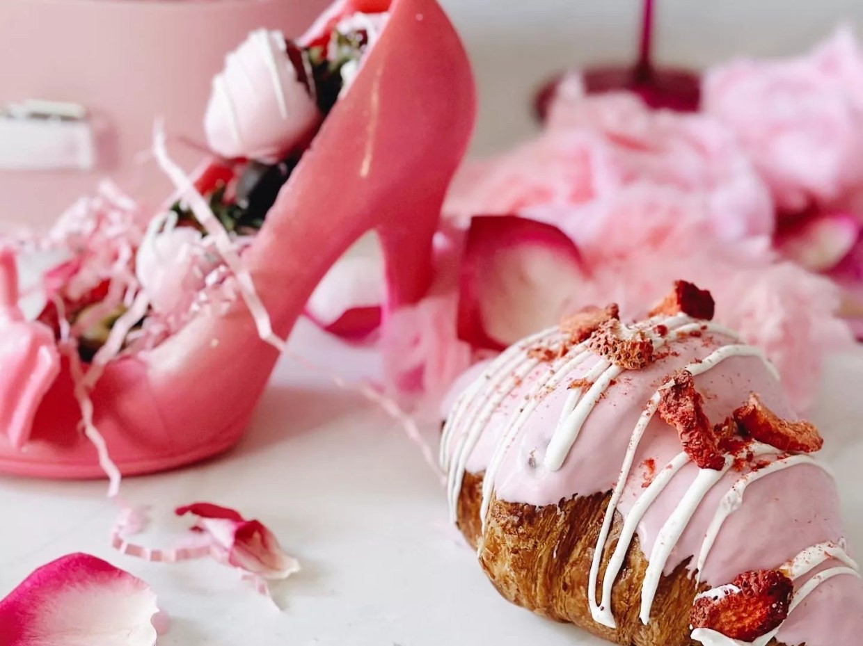 Think pink with 9 ‘Barbie’ food and drink specials around Phoenix