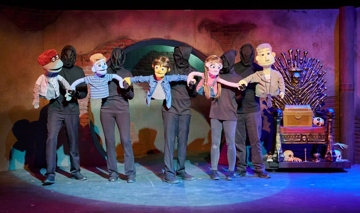 Phoenix’s All Puppet Players clown around in their latest show, ‘PuppIT’