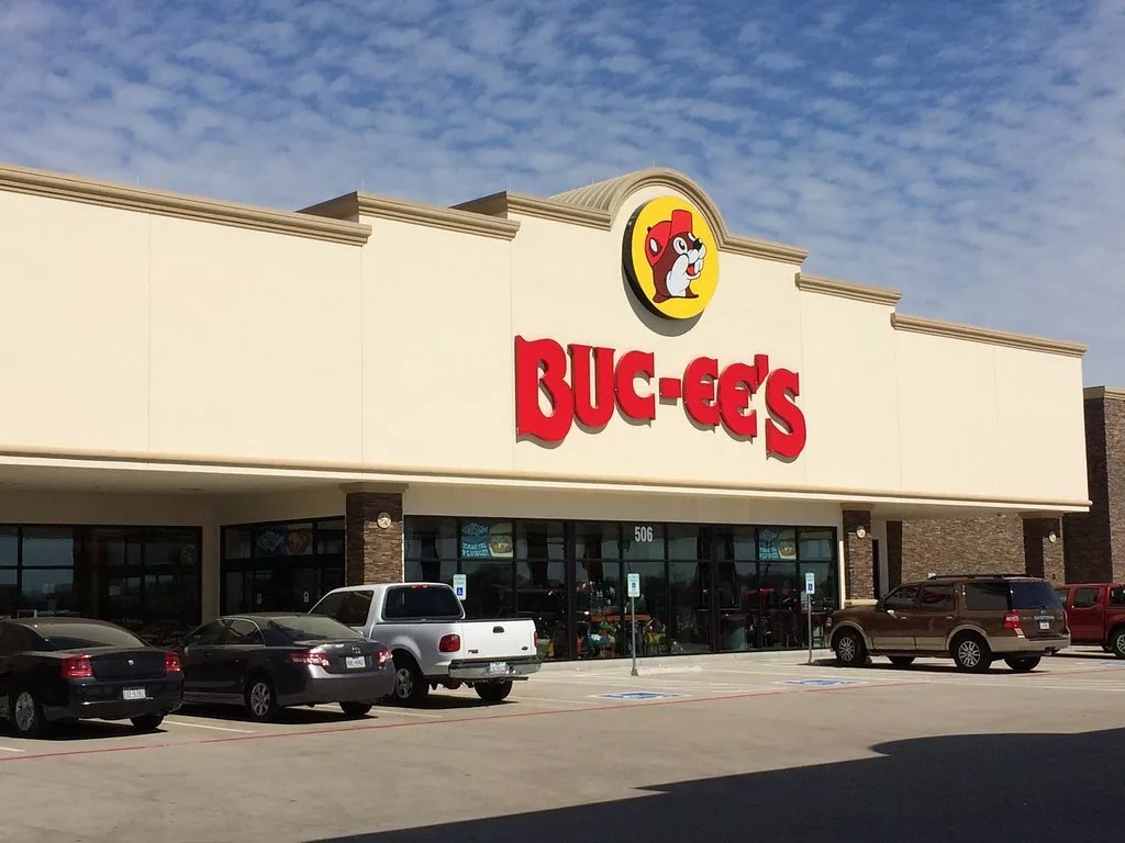Buc-ee's exterior.