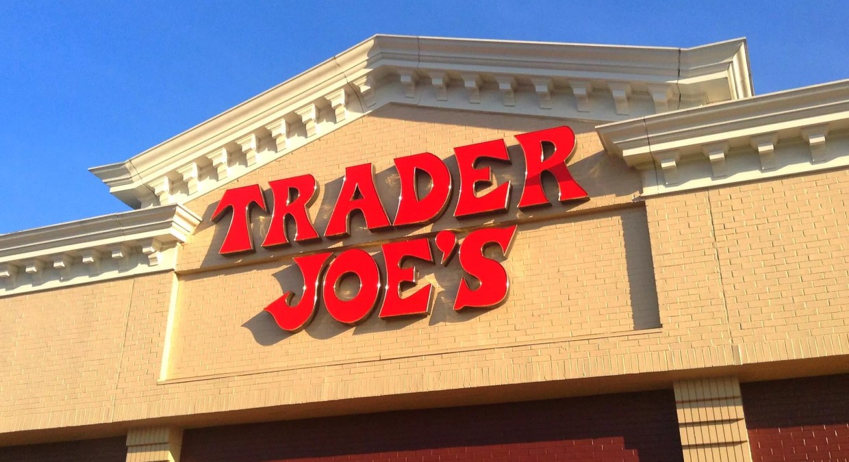 Trader Joe’s opens in new Valley city