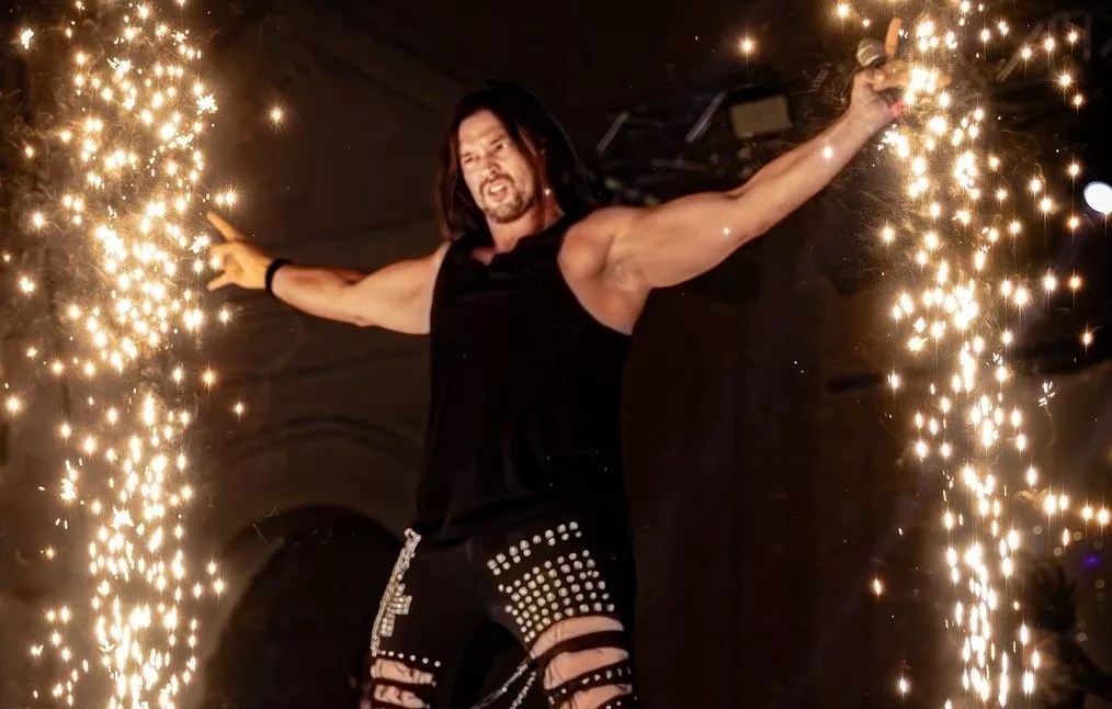 Mägo de Oz to bring theatrical folk metal to Phoenix this fall