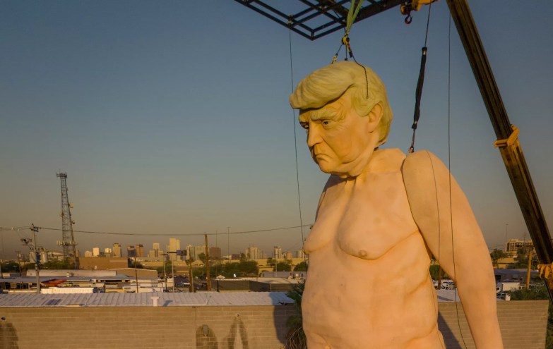 a naked trump statue