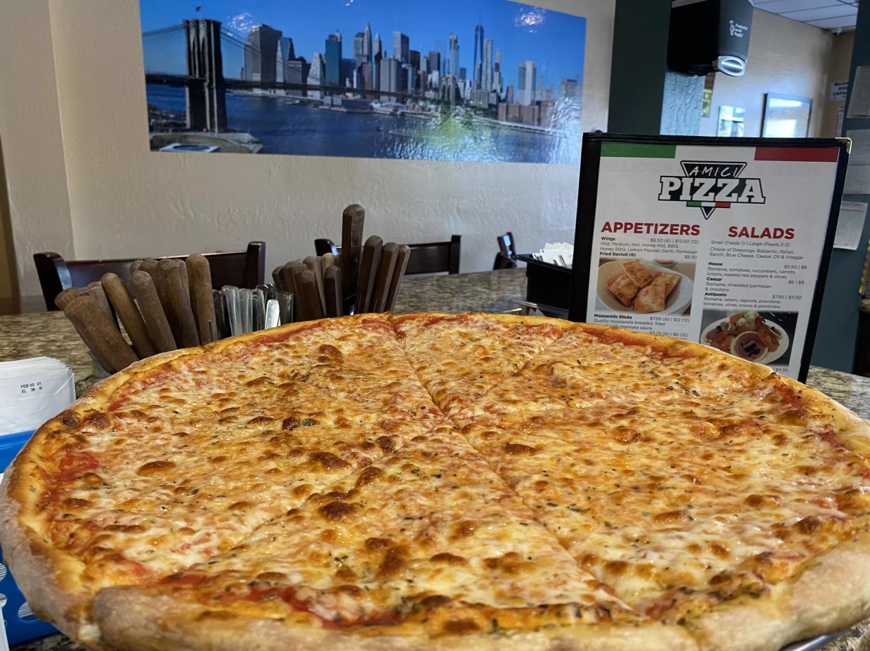 This Valley pizzeria went viral. Now, it’s opened a second location