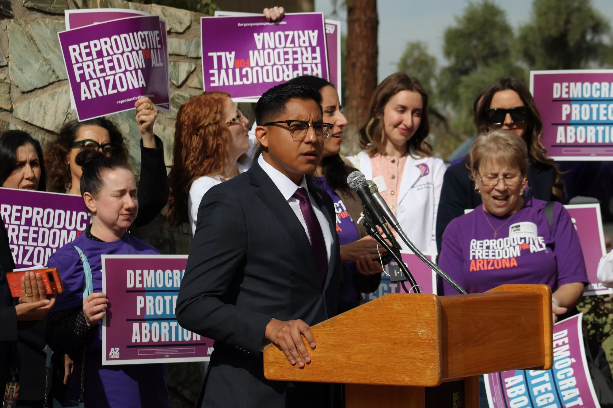 oscar de los santos at a rally celebrating the repeal of Arizona's abortion ban